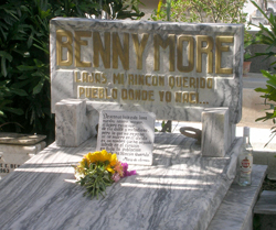 Beny Moré's grave in Lajas