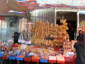 Tai O market